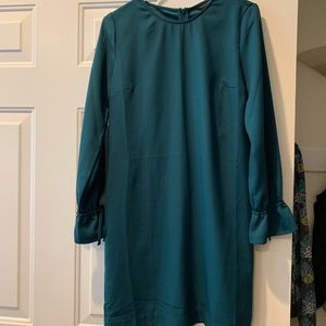 Banana Republic NWOT emerald shift dress
